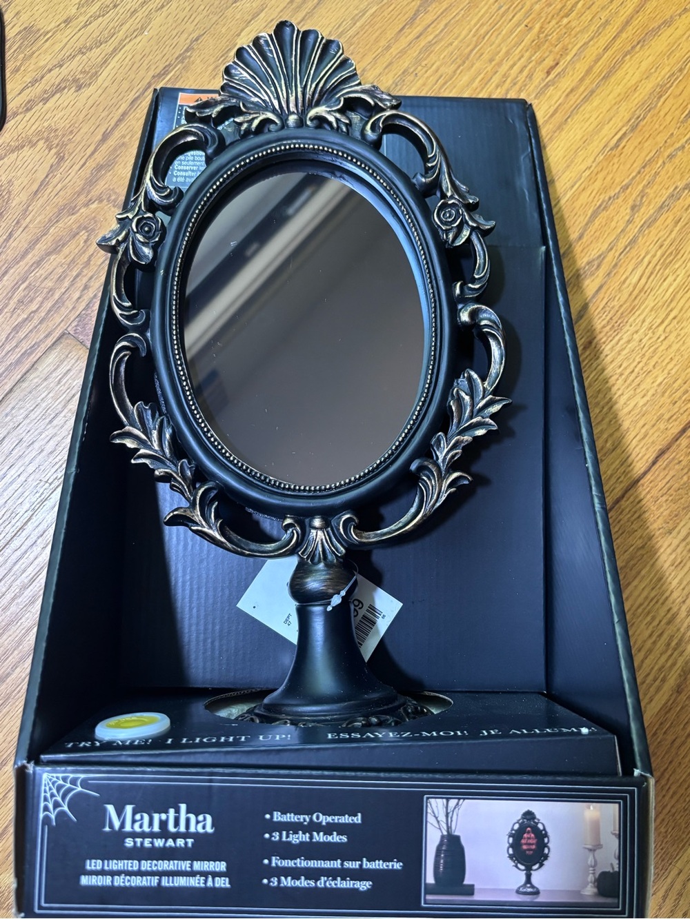 Martha Stewart LED Lighted, Haunted Mirror “They Are Right Behind You” NIB